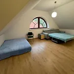 Willa Gościnny Dworek Budziszyn