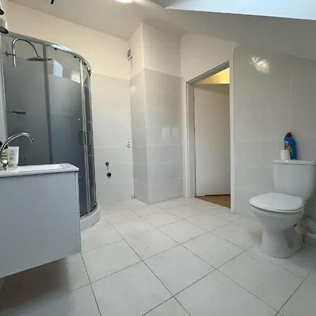 Villa Goscinny Dworek *