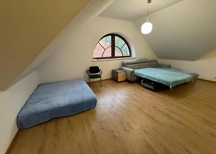 Villa Goscinny Dworek Budziszyn